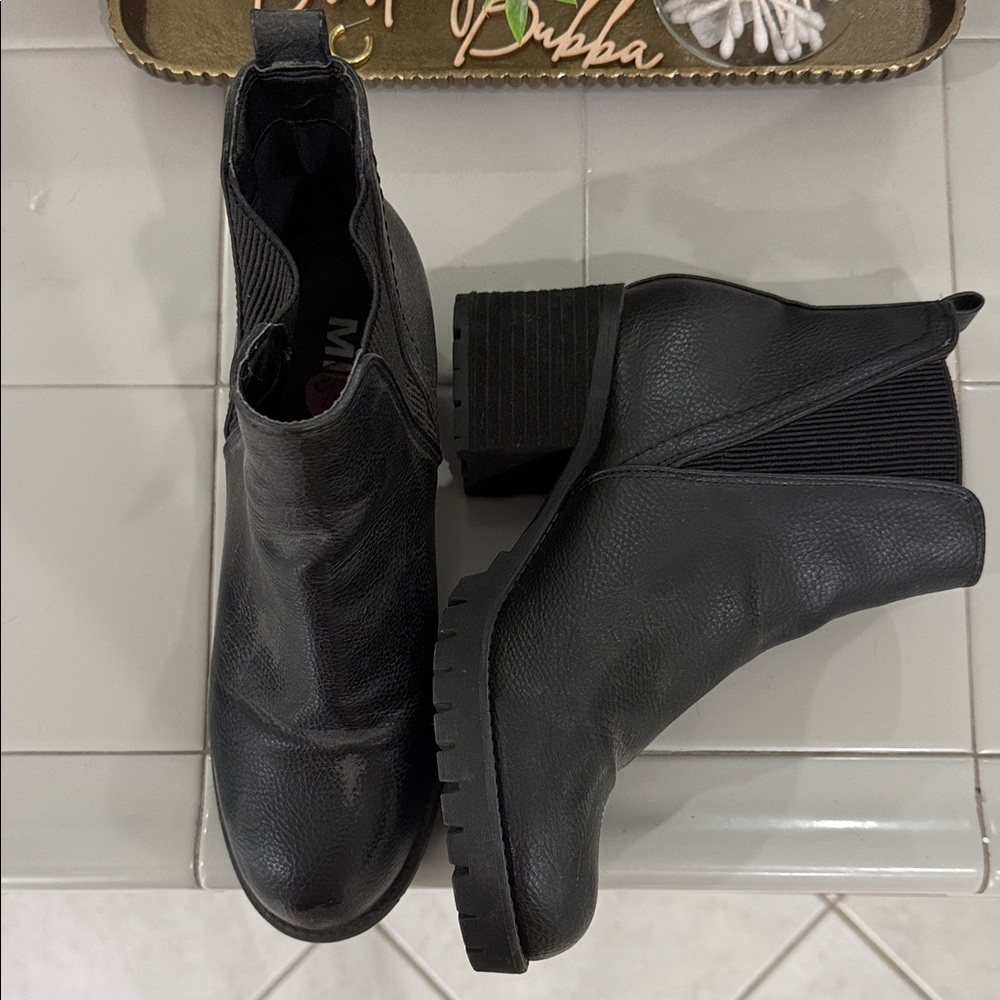 MIA Black Ankle Booties